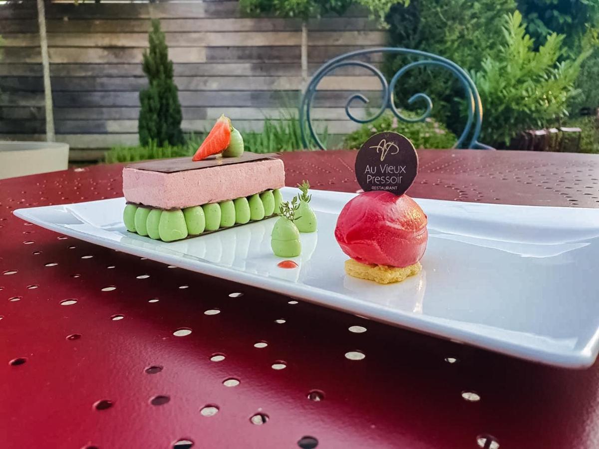 Auberge Du Lac, Sure Hotel Collection By Best Western Mesnil-Saint-Père 외부 사진