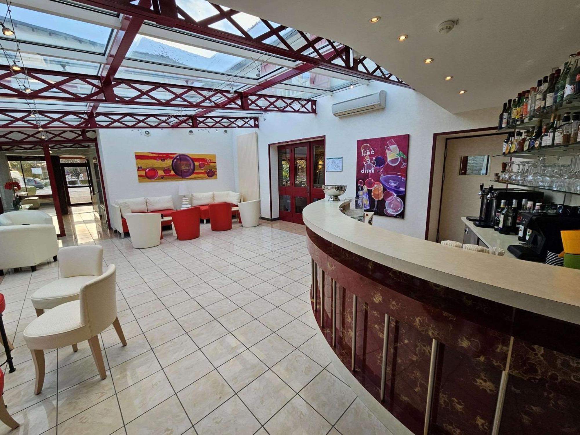 Auberge Du Lac, Sure Hotel Collection By Best Western Mesnil-Saint-Père 외부 사진