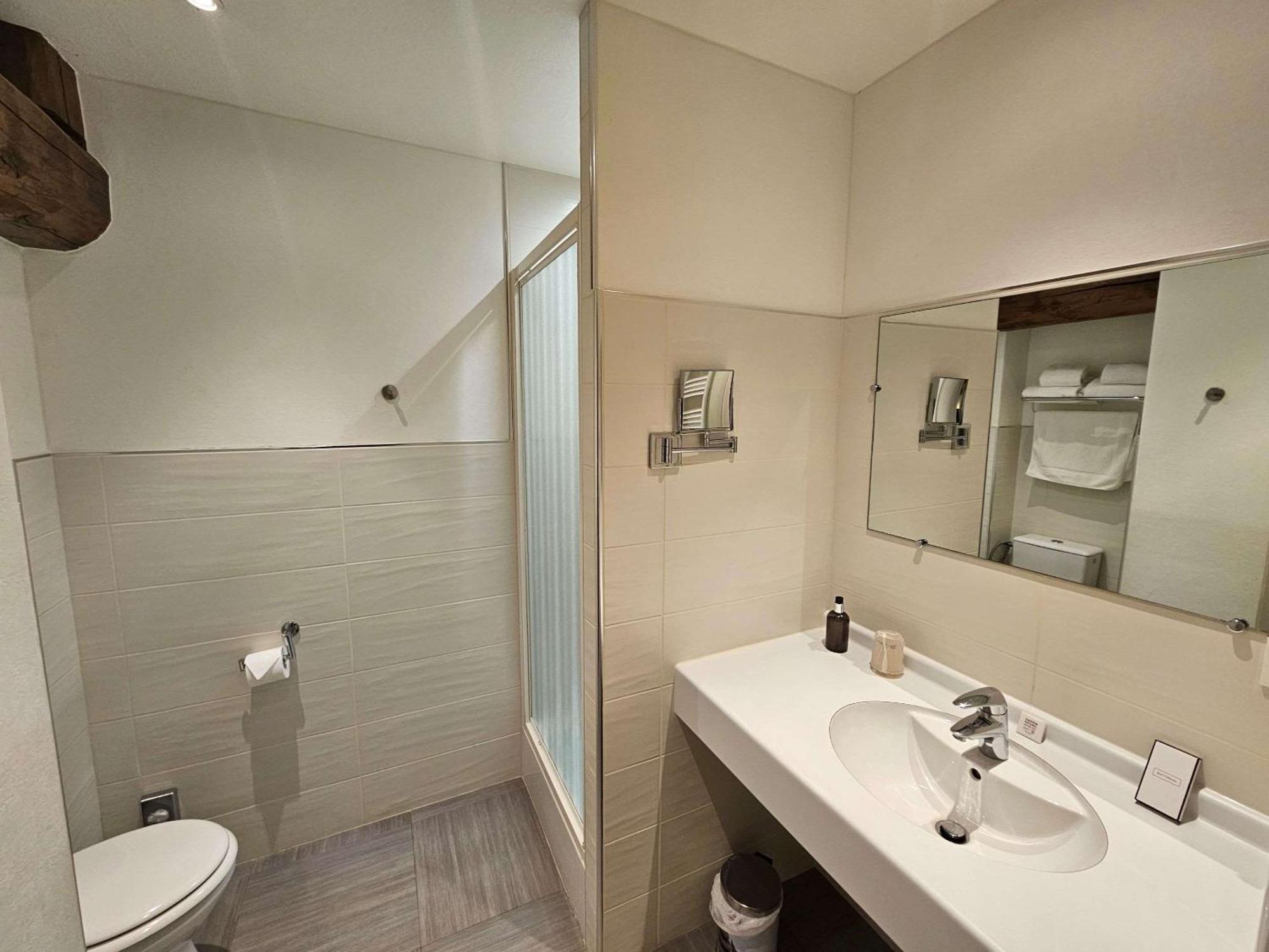 Auberge Du Lac, Sure Hotel Collection By Best Western Mesnil-Saint-Père 외부 사진