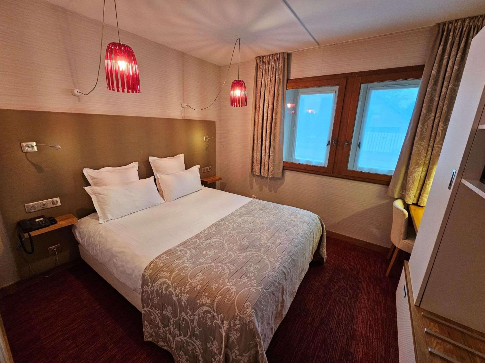 Auberge Du Lac, Sure Hotel Collection By Best Western Mesnil-Saint-Père 외부 사진